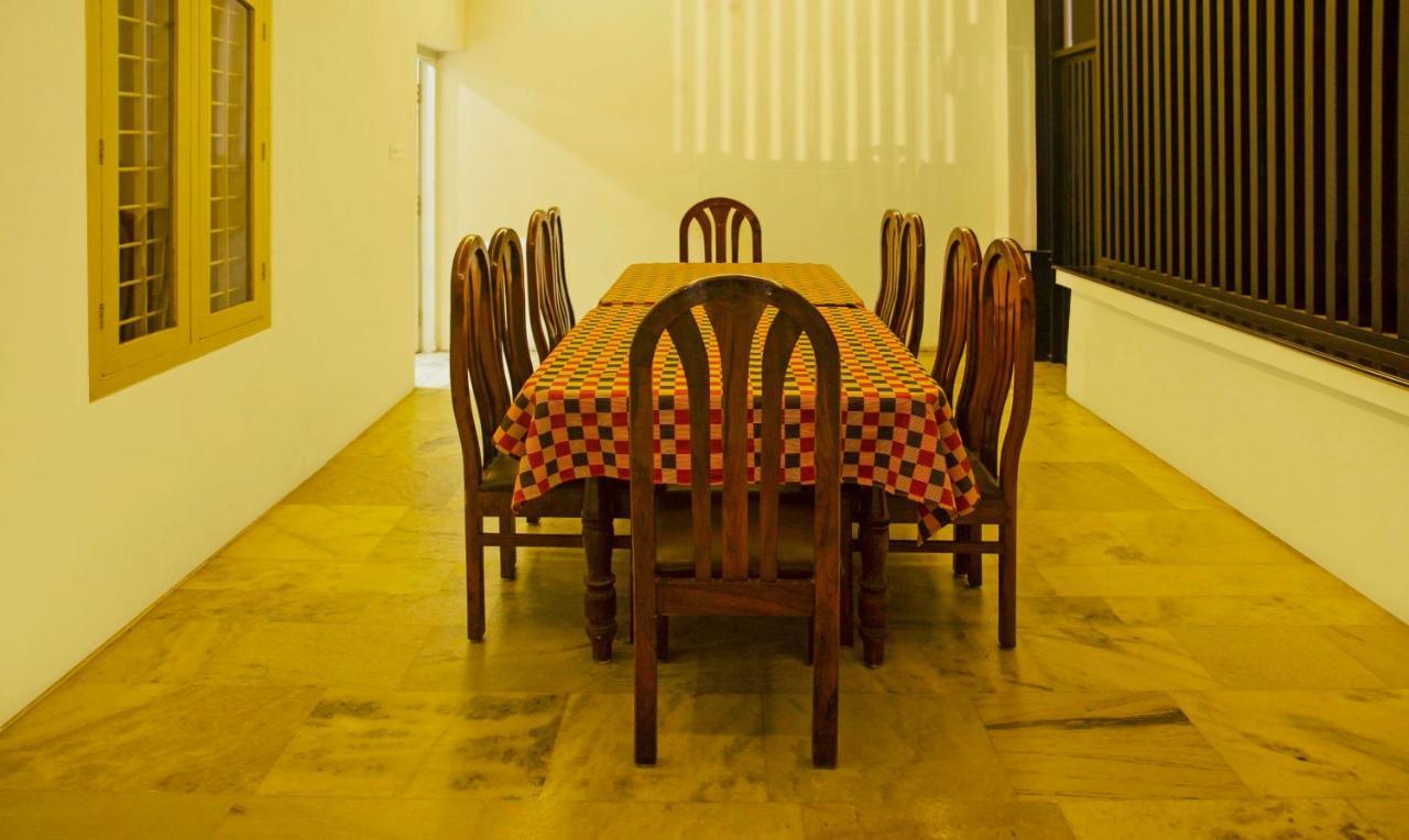 Treebo Kumily Gate Thekkady, Periyar National Park Hotel Buitenkant foto